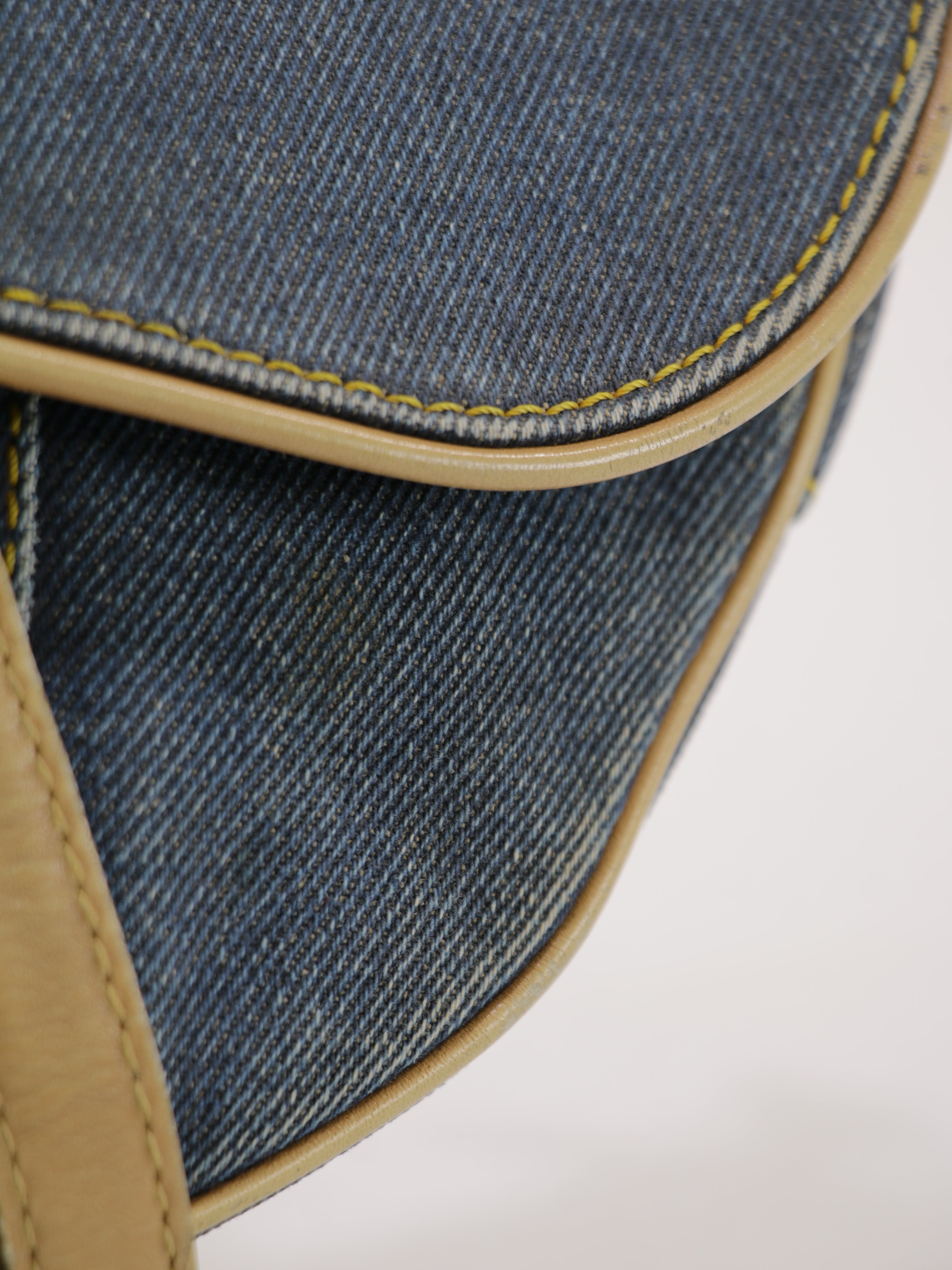 Saddle