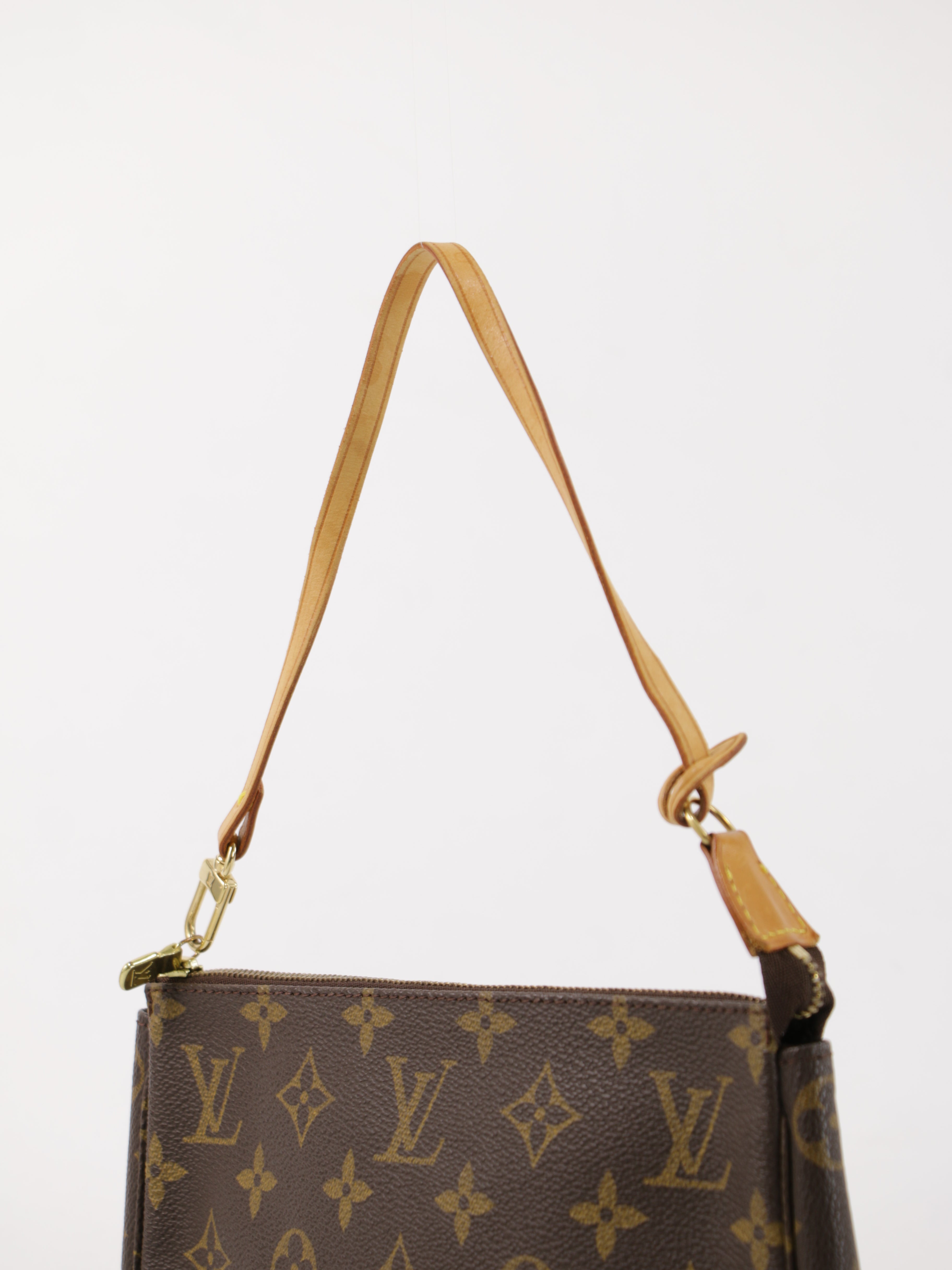 Louis Vuitton Accessories Pochette
