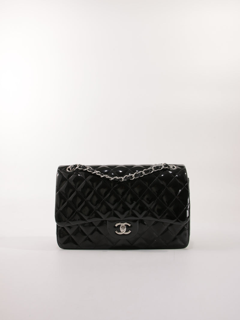CHANEL - JUMBO FLAP