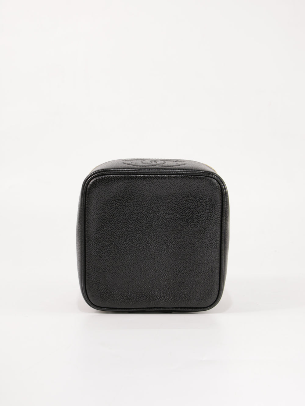 Cosmetic pouch
