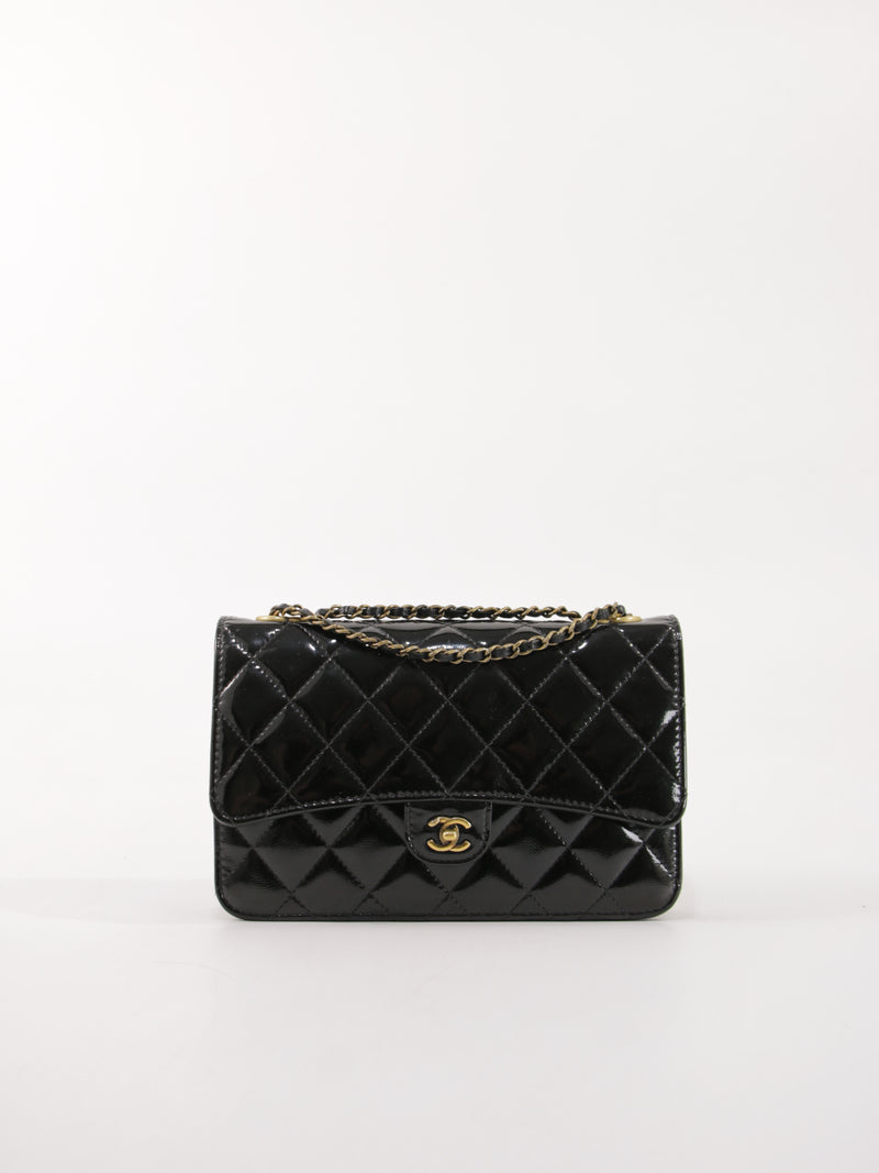 CHANEL CROSSBODY BAGS