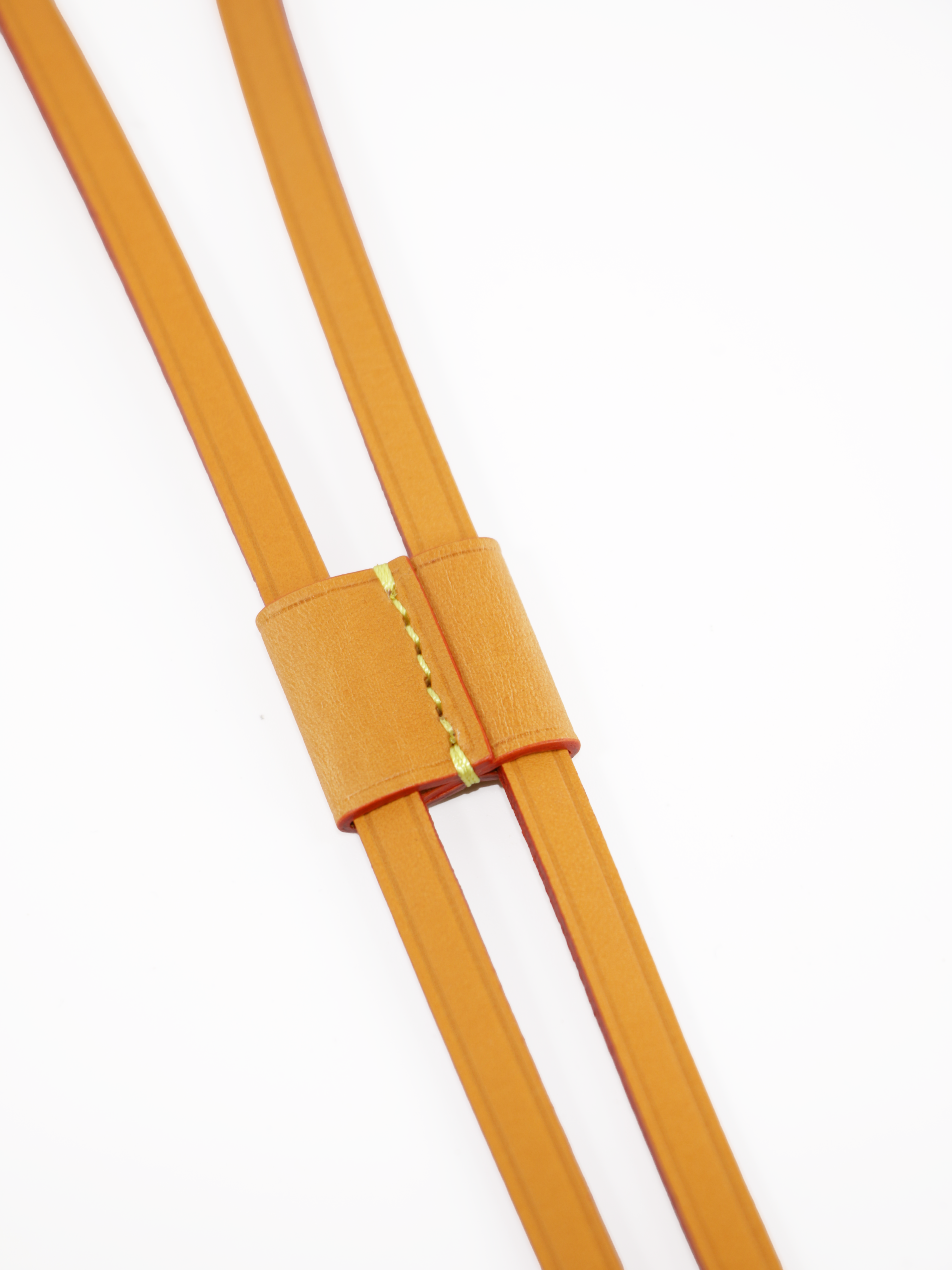 Noé Leather string