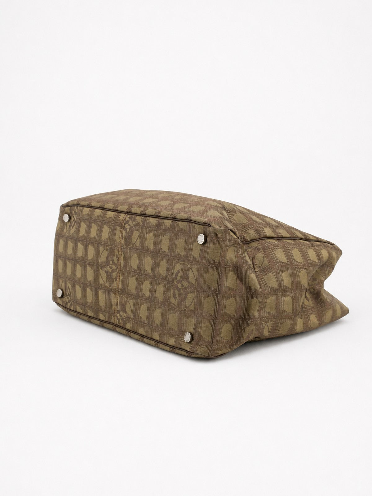 Medium New Travel Line Tote