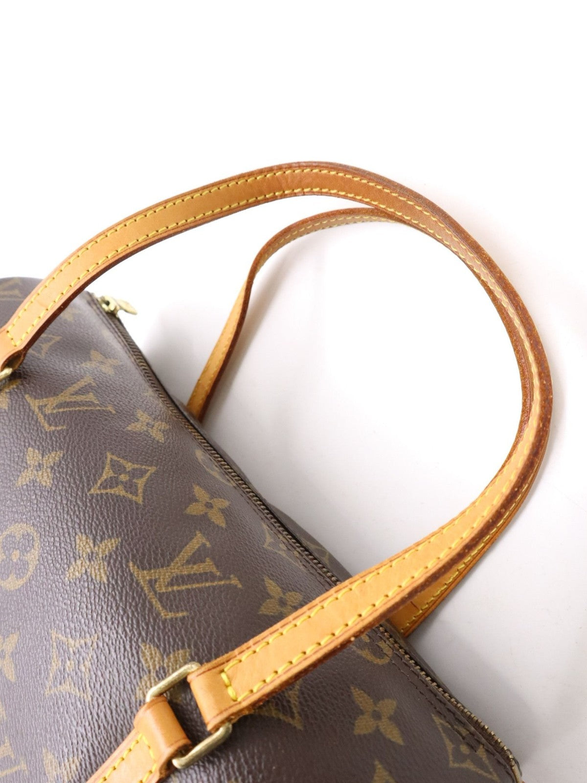 Louis Vuitton Papillon 26