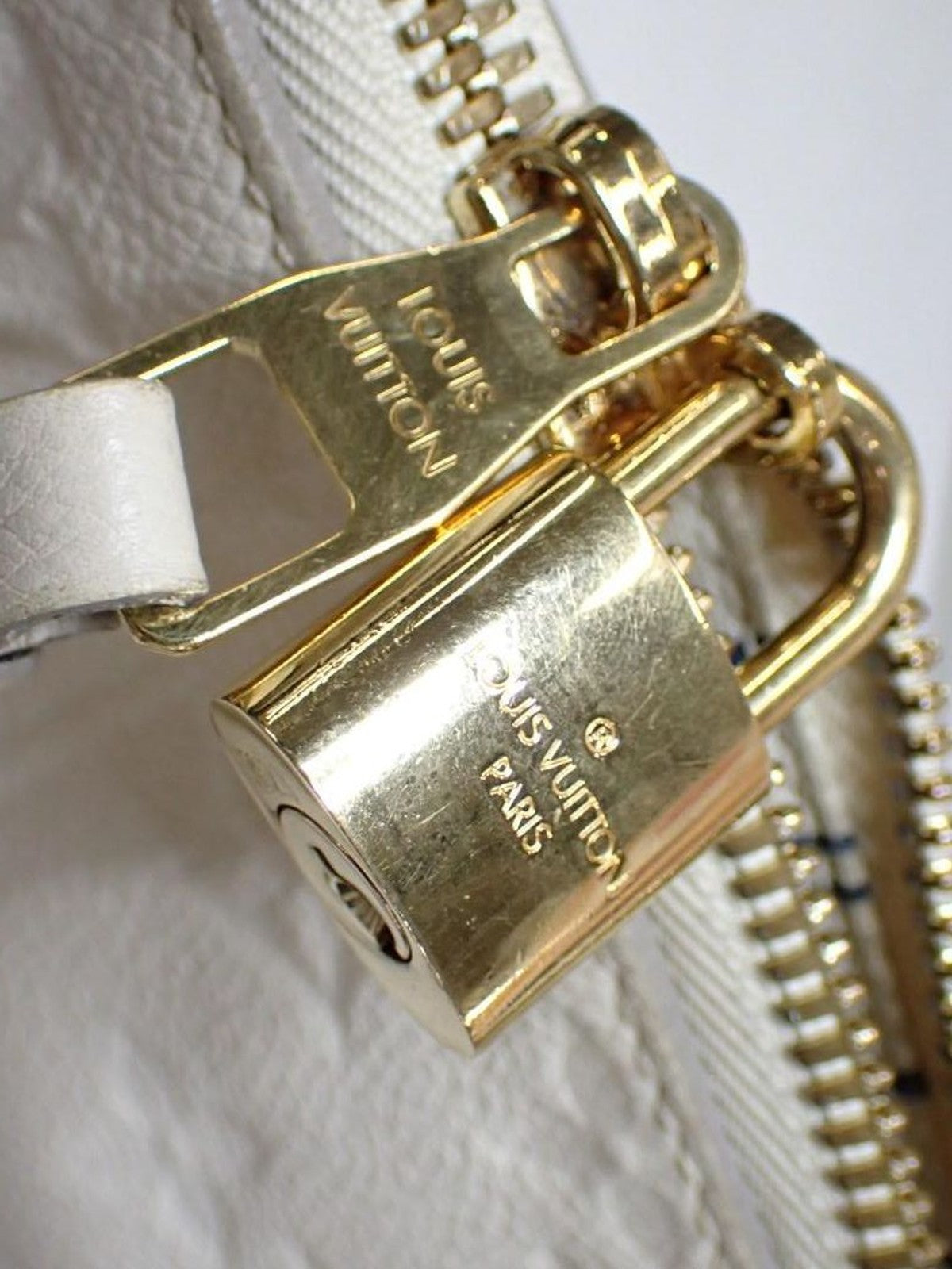 Louis Vuitton Shoulder Bag