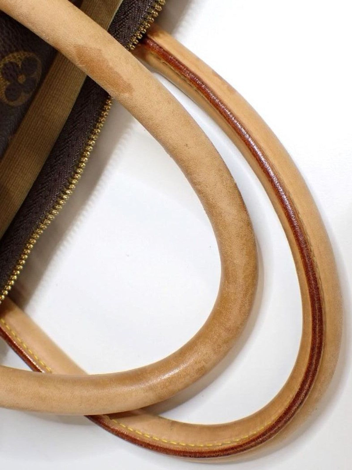 Louis Vuitton Sirius 55