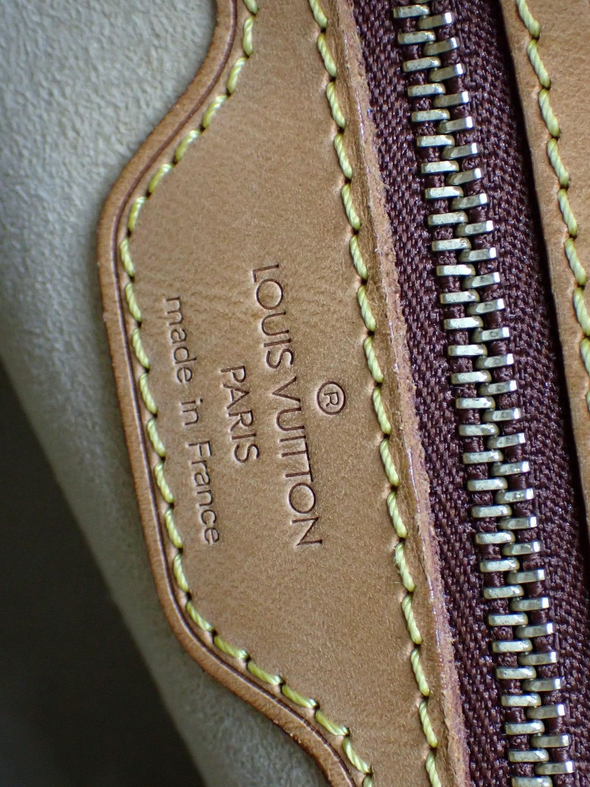 Louis Vuitton Looping MM