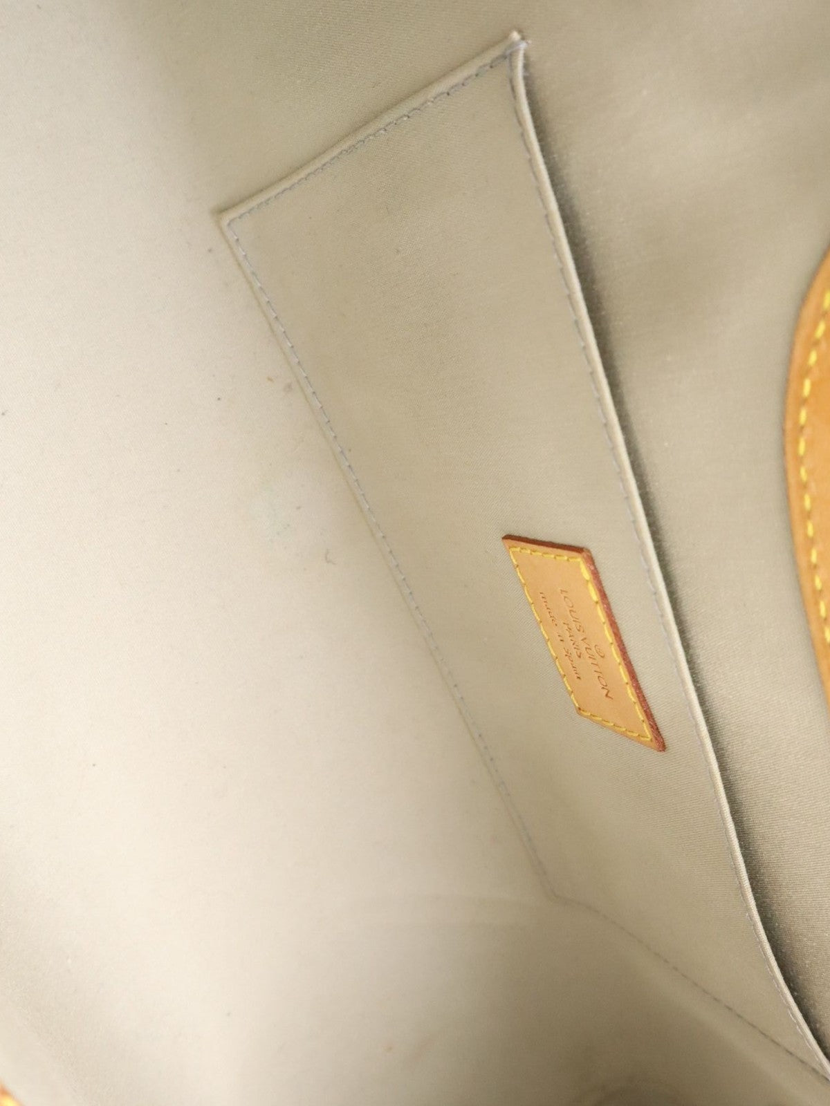 Louis Vuitton Roxbury Drive
