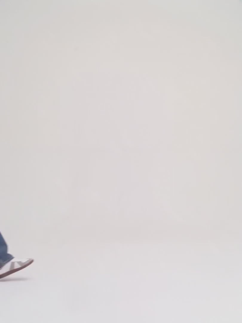 Carica video: Christian Dior Saddle White Leather