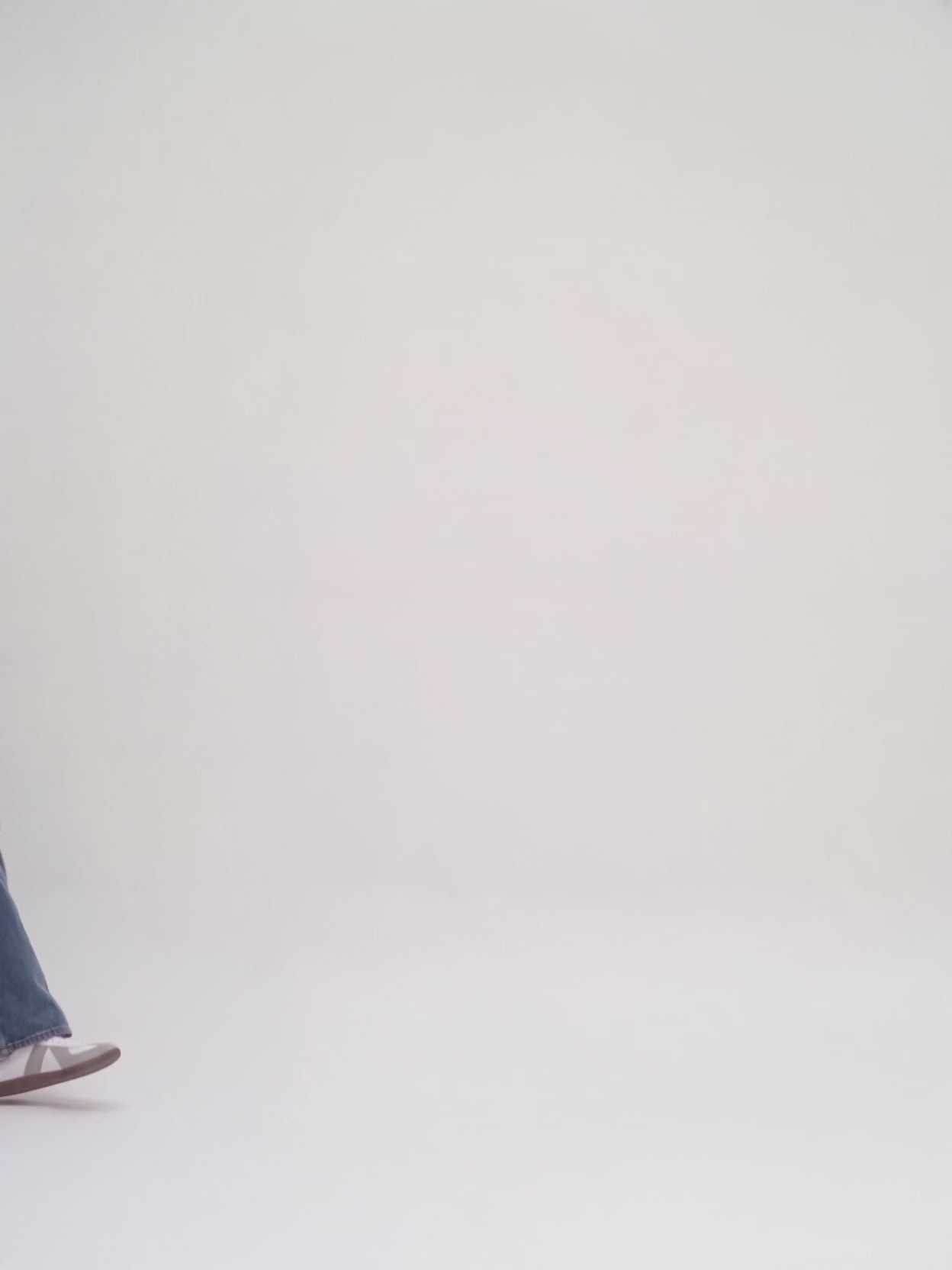 Carica video: Bottega Veneta - Large Hobo