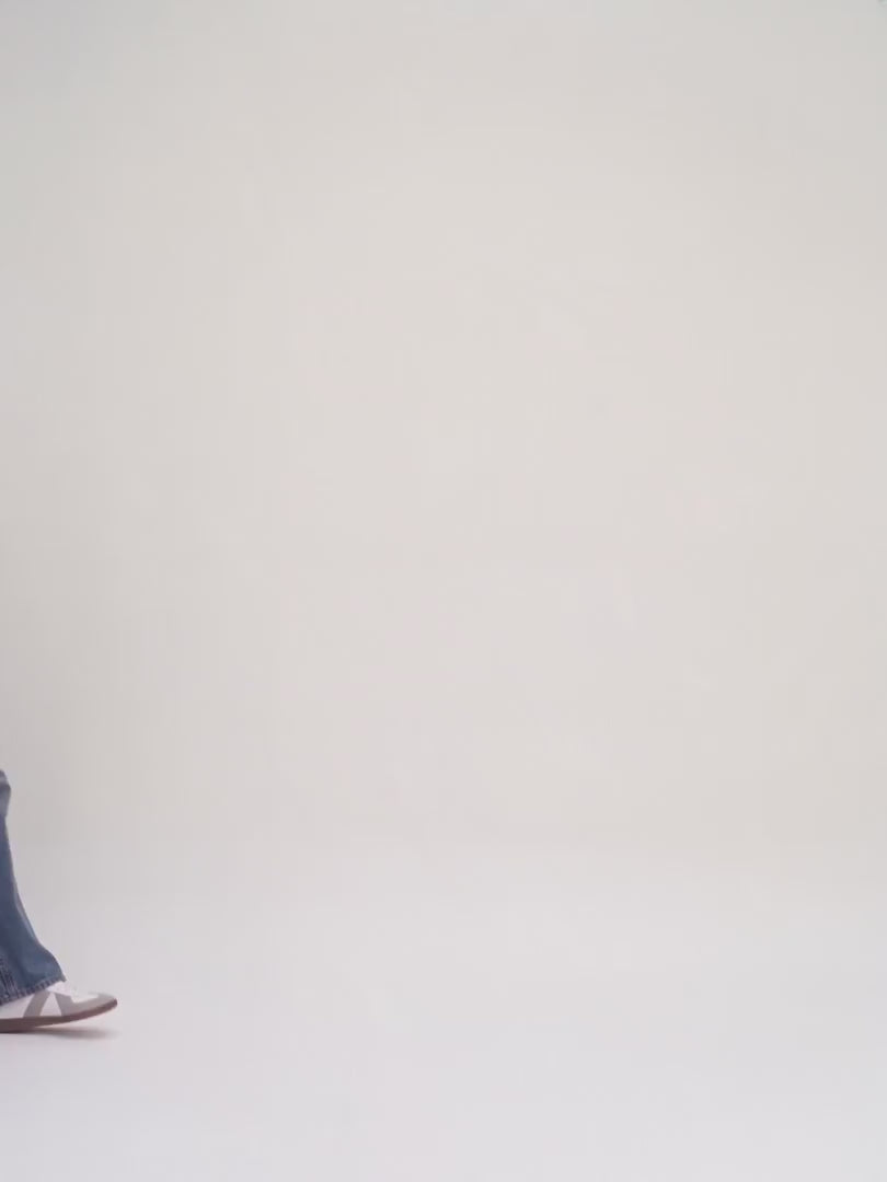 Carica video: Louis Vuitton Papillon 26
