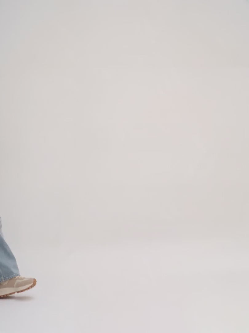 Carica video: Louis Vuitton Galliera PM