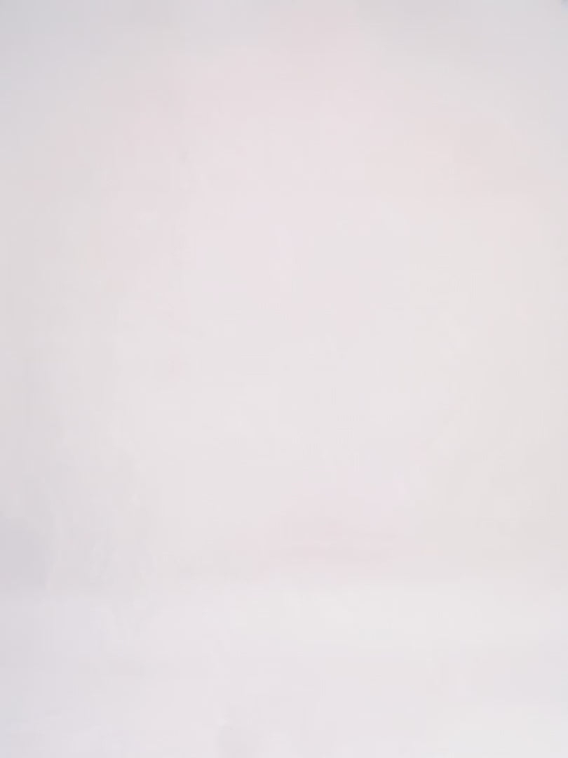 Carica video: Balenciaga First